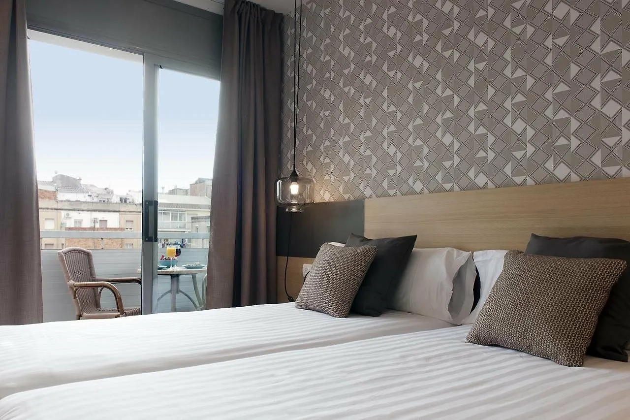 Mh Apartments S. Familia Barcelona