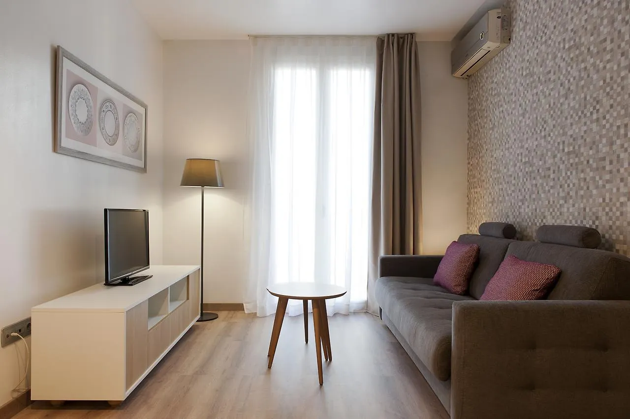Mh Apartments S. Familia Barcelone