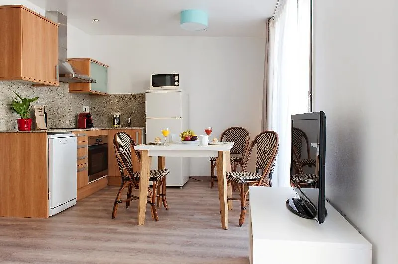 Mh Apartments S. Familia Barcelone