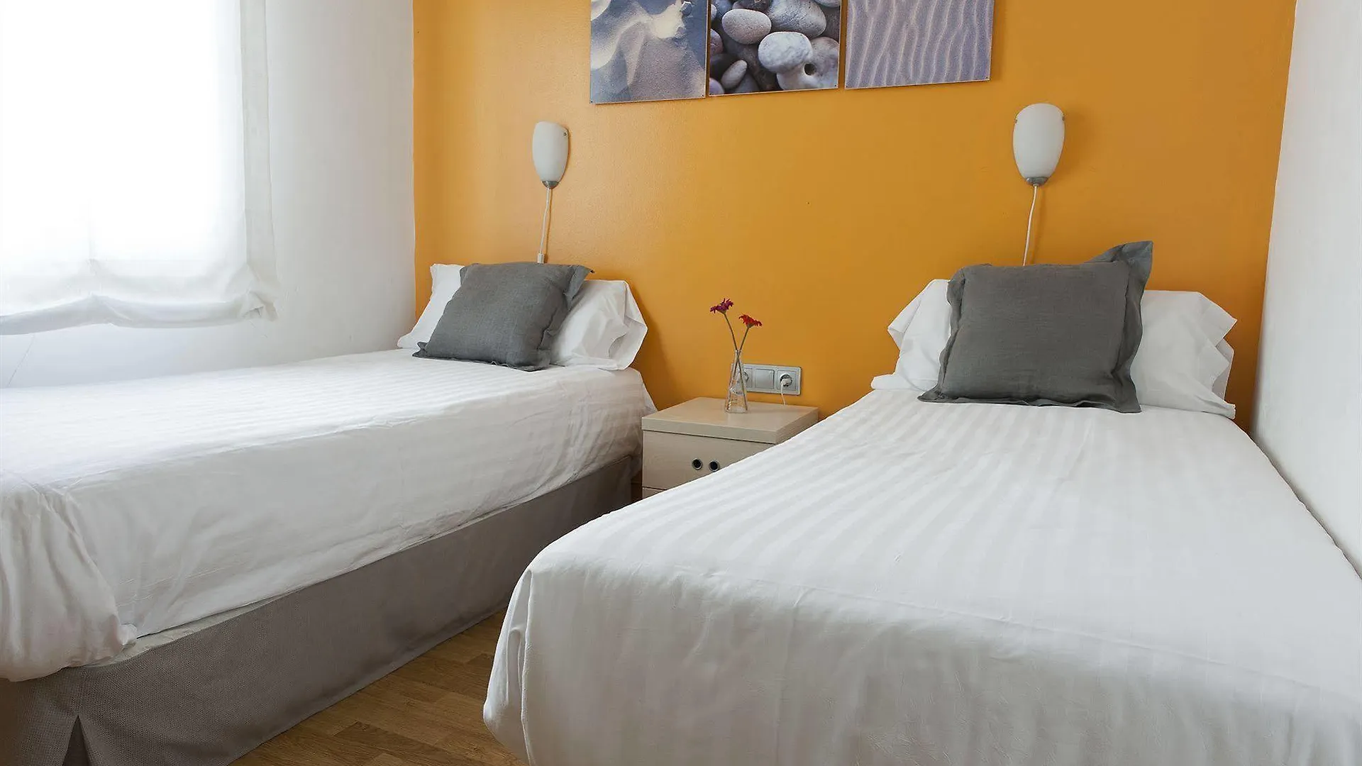 Mh Apartments S. Familia Barcelone