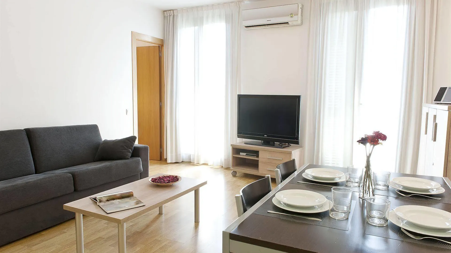 Mh Apartments S. Familia Barcelone Espagne